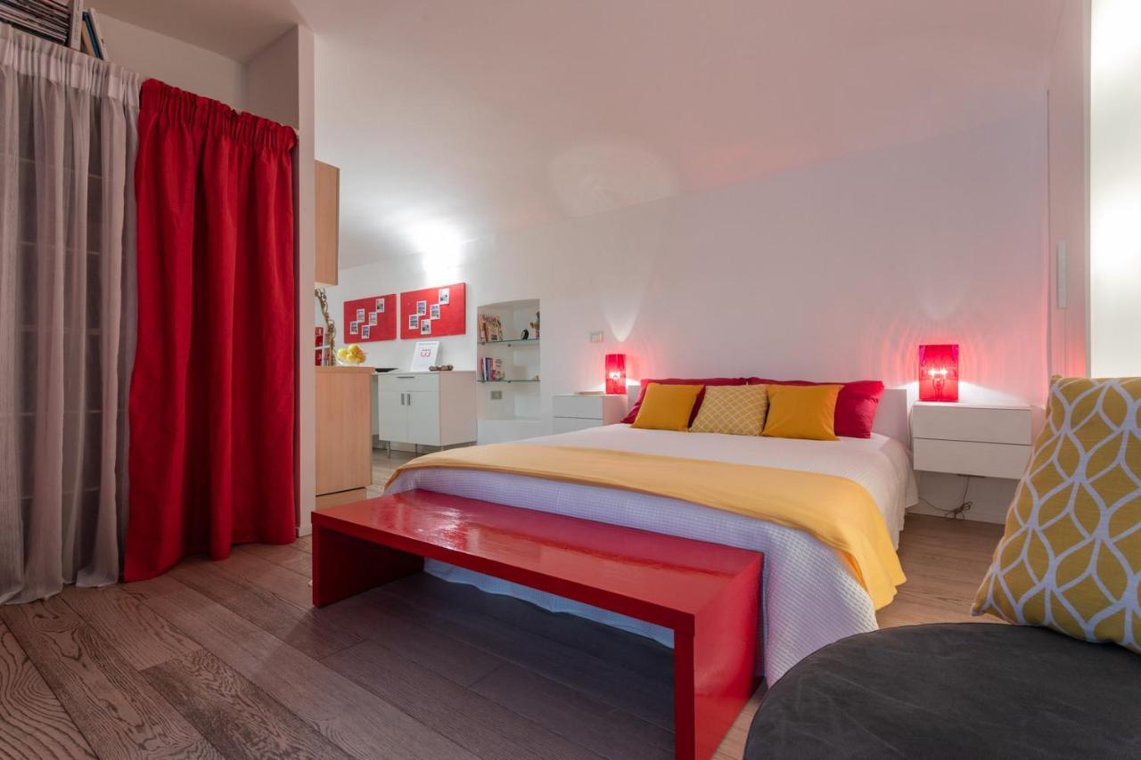 Red Studio Near Porta Nuova By Wonderful Italy Turín Exterior foto
