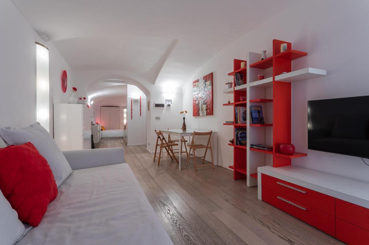 Red Studio Near Porta Nuova By Wonderful Italy Turín Exterior foto