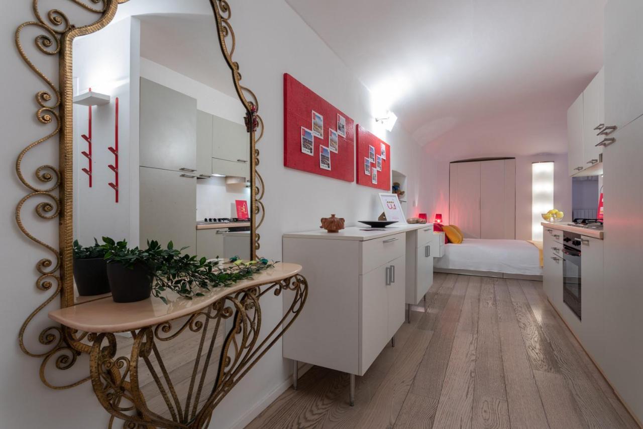 Red Studio Near Porta Nuova By Wonderful Italy Turín Exterior foto